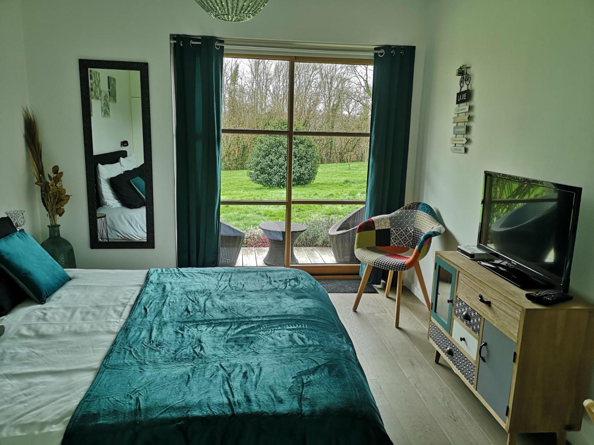 Bed and Breakfast La Pause Surville  Exterior foto